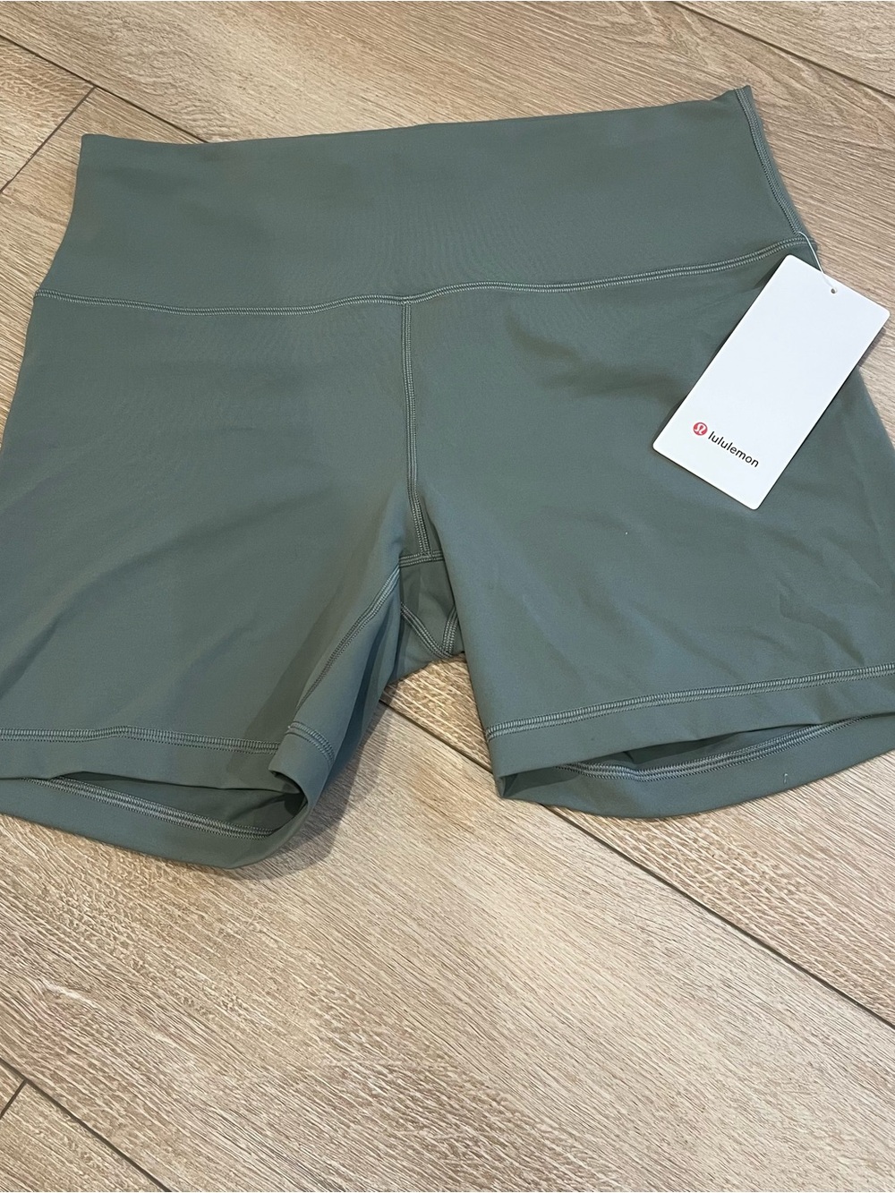 NWT lululemon wunder train 6” Women's High-Rise Shorts - Willow Green 14